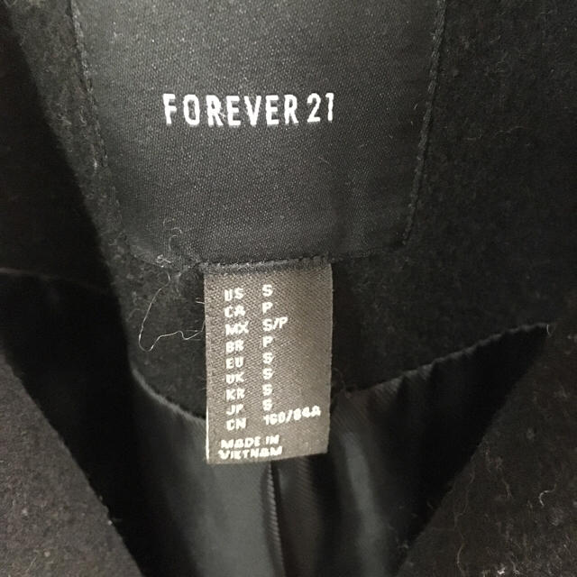 FOREVER 21(フォーエバートゥエンティーワン)のFOREVER21  チェスターコート レディースのジャケット/アウター(チェスターコート)の商品写真