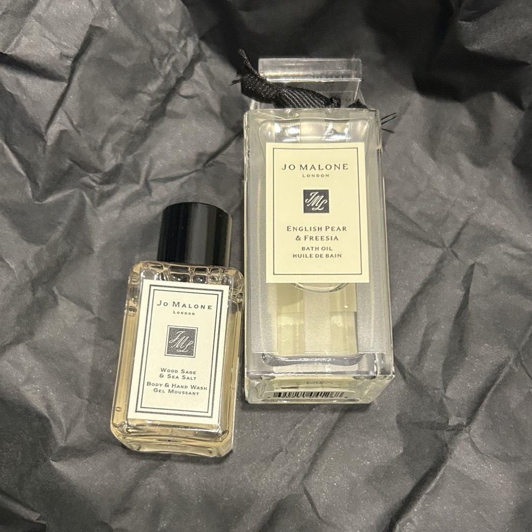 Jo Malone(ジョーマローン)のJo Malone London  イングリッシュペアー＆フリージア バスオイル コスメ/美容のボディケア(入浴剤/バスソルト)の商品写真