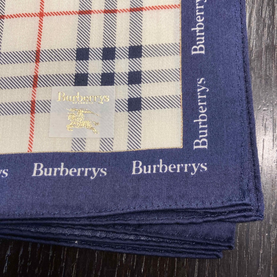 BURBERRY(バーバリー)のバーバリー　チェックのハンカチ　Burberrys レディースのファッション小物(ハンカチ)の商品写真