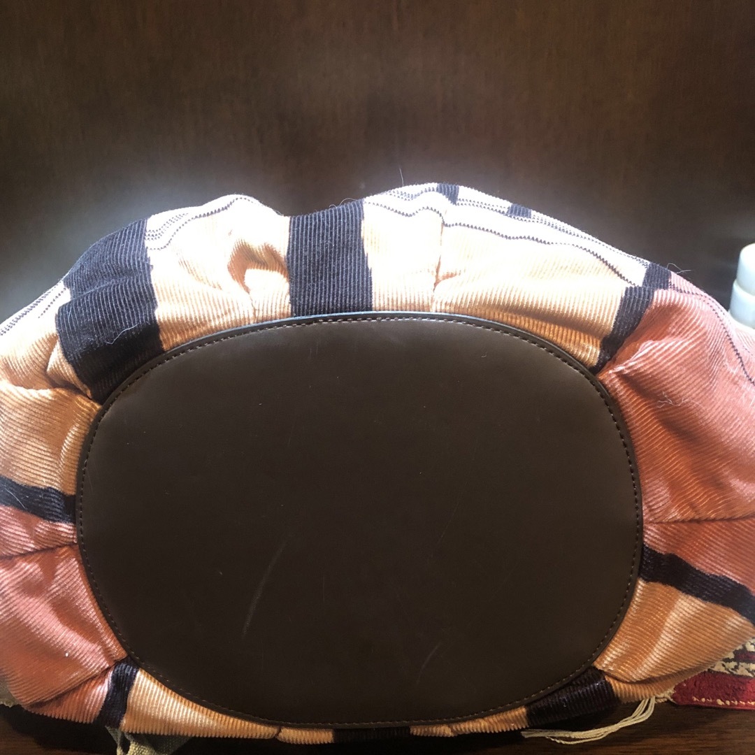 MK MICHEL KLEIN(エムケーミッシェルクラン)のMICHEL KLEIN ハンドバッグ　コーデュロイ レディースのバッグ(ハンドバッグ)の商品写真