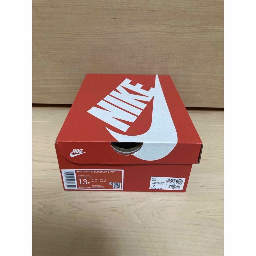 NIKE(ナイキ)の限定中古　19cm ナイキ キッズ シューズ コート ボロー LOW 2 キッズ/ベビー/マタニティのキッズ靴/シューズ(15cm~)(スニーカー)の商品写真