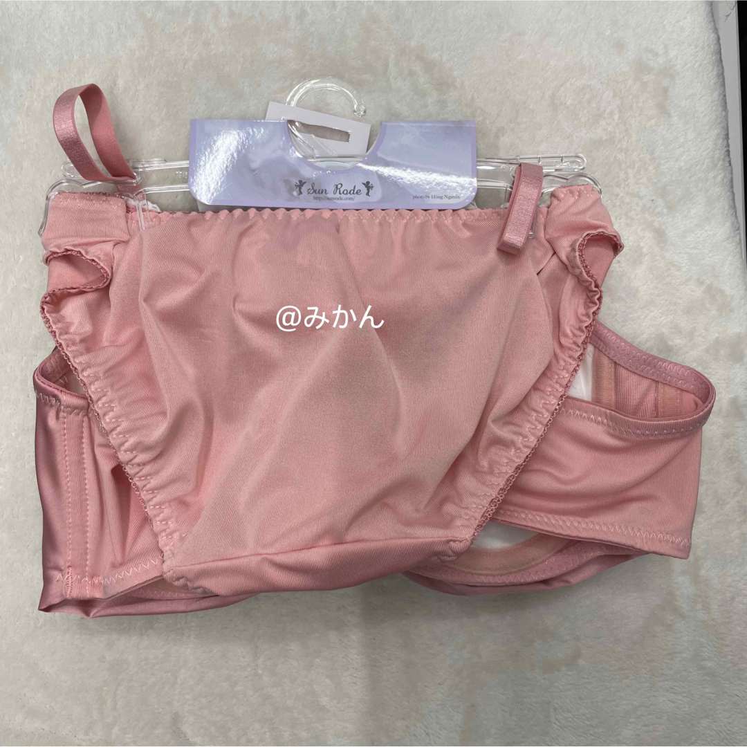 大人気✨♥️グロスサテンリボンブラショーツセット(ピンク) レディースの下着/アンダーウェア(ブラ&ショーツセット)の商品写真