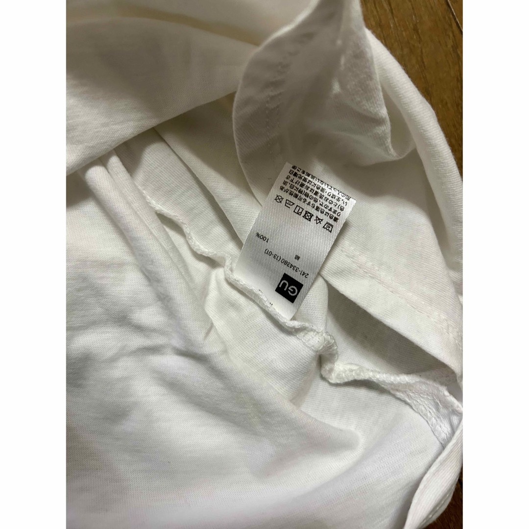 GU(ジーユー)のGU  ロンT  長袖トップス　無地　ホワイト　重ね着　S〜M レディースのトップス(Tシャツ(長袖/七分))の商品写真
