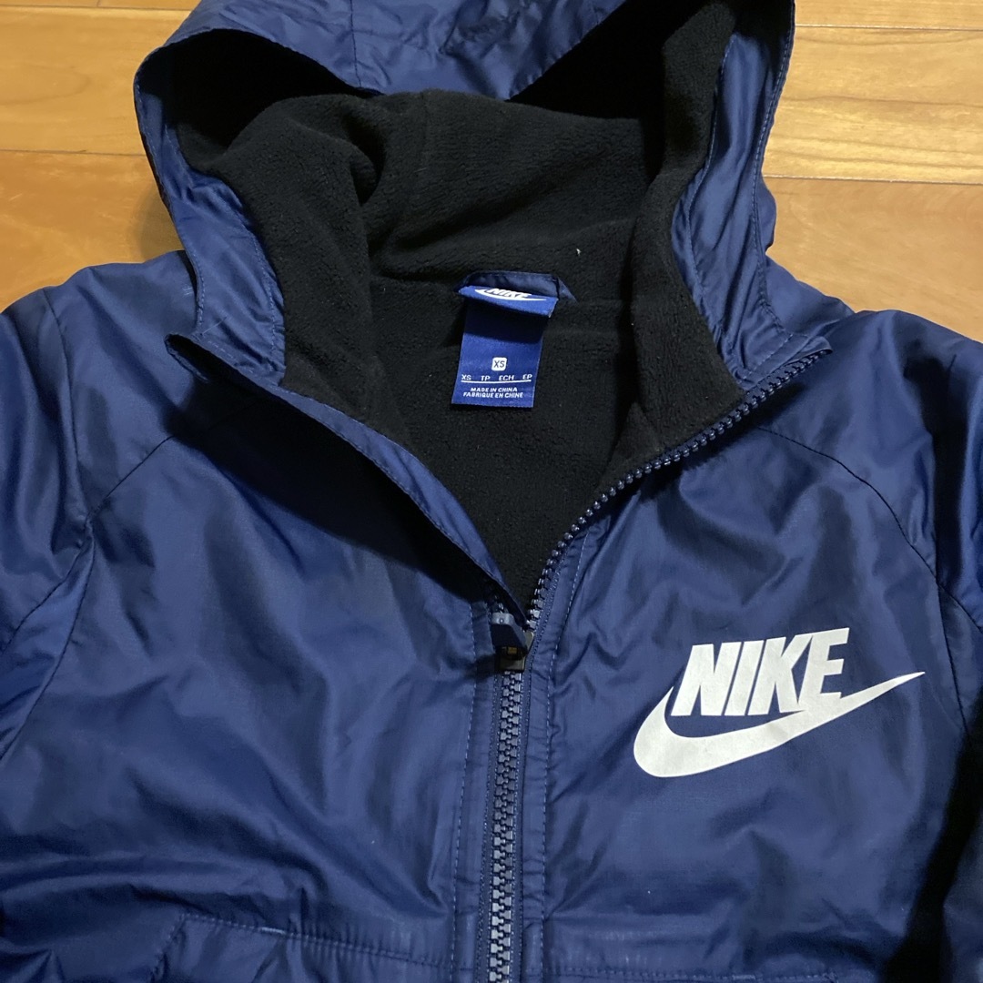 NIKE(ナイキ)のNIKEボーイズ　ナイロンジャンバー キッズ/ベビー/マタニティのキッズ服男の子用(90cm~)(ジャケット/上着)の商品写真