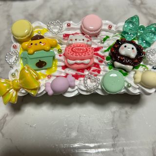 サンリオ(サンリオ)の【ハンドメイド】ホイップデコ　小物入れ　プリン×キティ×ポチャッコ(その他)