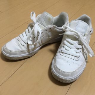 ナイキ(NIKE)のNIKE スニーカー 23.5cm(スニーカー)