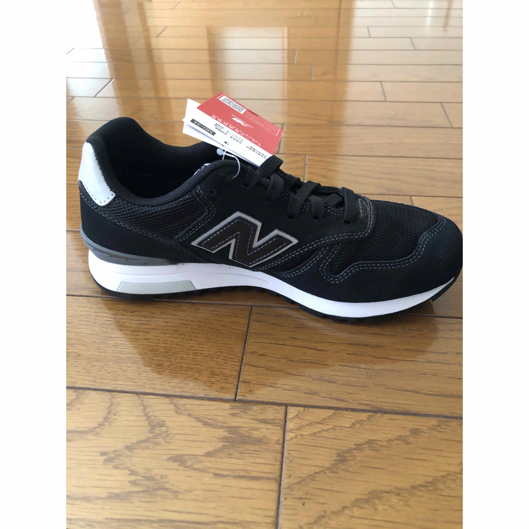 New Balance(ニューバランス)のニューバランス　スニーカー 565 黒24.5㎝ レディースの靴/シューズ(スニーカー)の商品写真