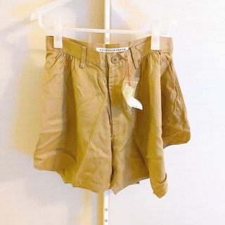 スナオクワハラ(sunaokuwahara)の1万→90%OFF 新品タグ付　sunaokuwahara　ショートパンツ(ショートパンツ)