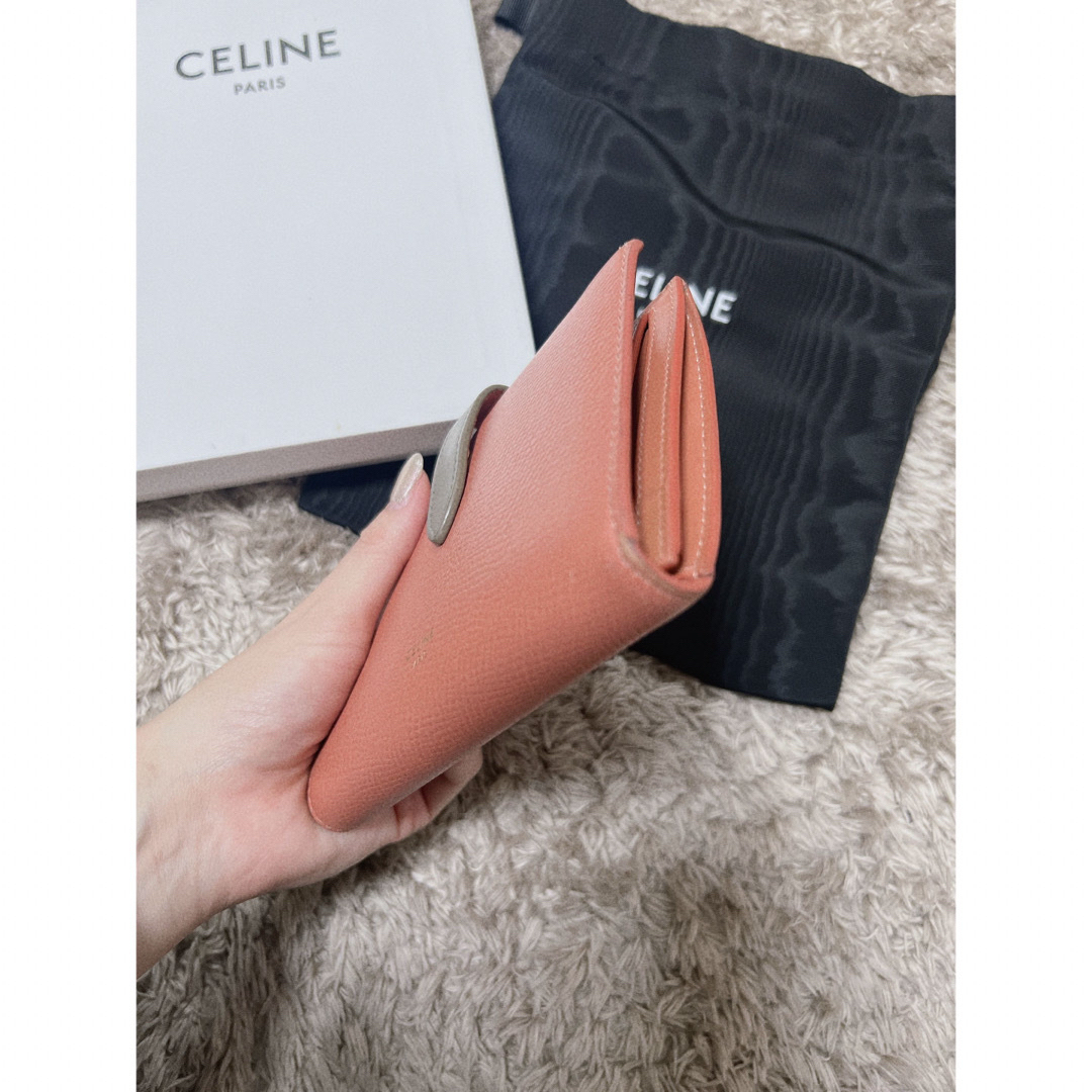 celine(セリーヌ)のCELINE セリーヌ ミニ財布 スモール ストラップウォレット エッセンシャル メンズのファッション小物(折り財布)の商品写真