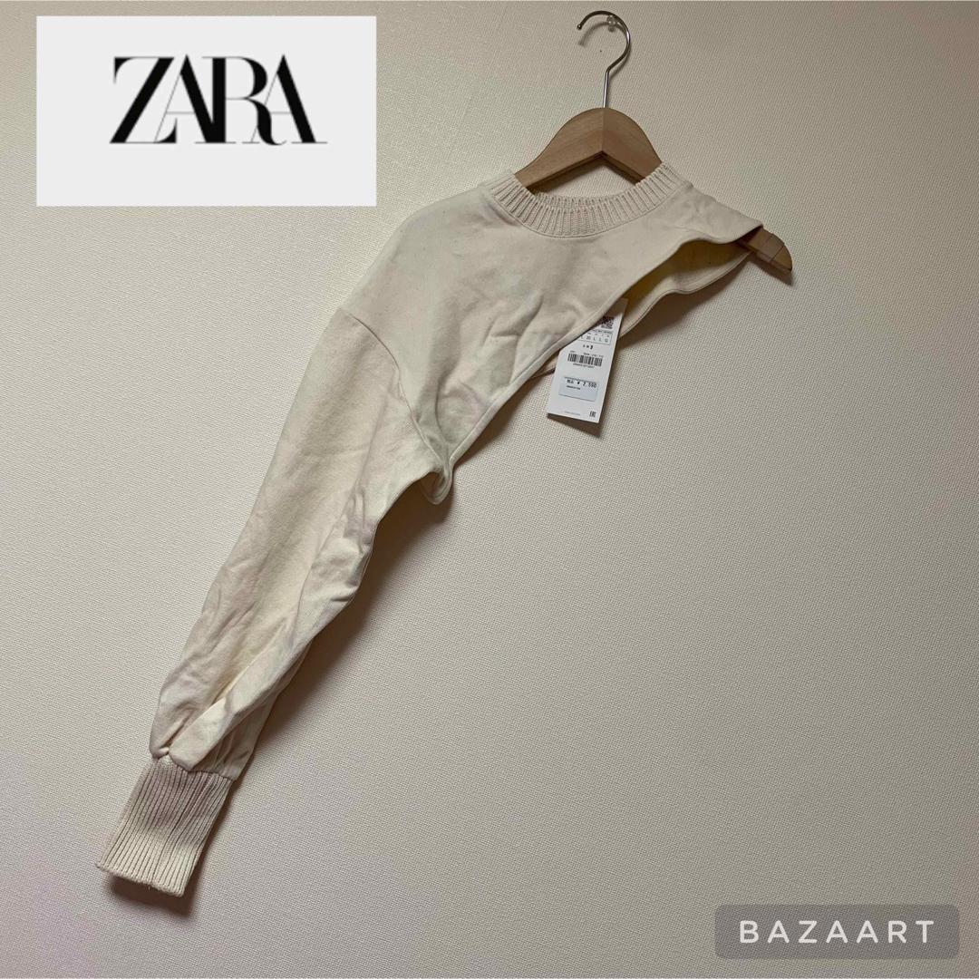 ZARA(ザラ)のZARA♡アシンメトリークロップドスウェットシャツ レディースのトップス(トレーナー/スウェット)の商品写真