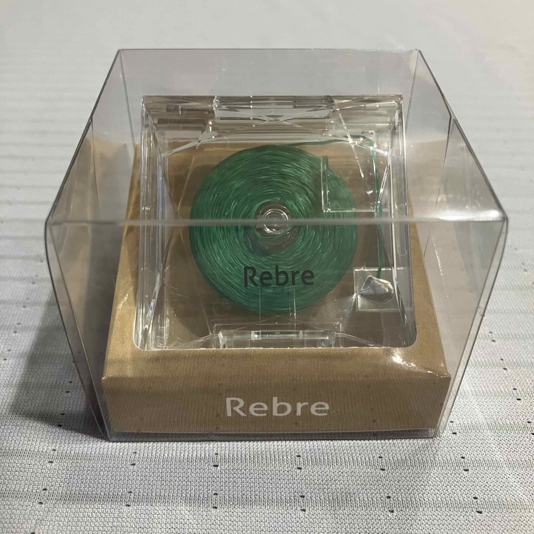 【新品未使用】Rebre(リブレ)／デンタルフロス_2個セット コスメ/美容のオーラルケア(歯ブラシ/デンタルフロス)の商品写真