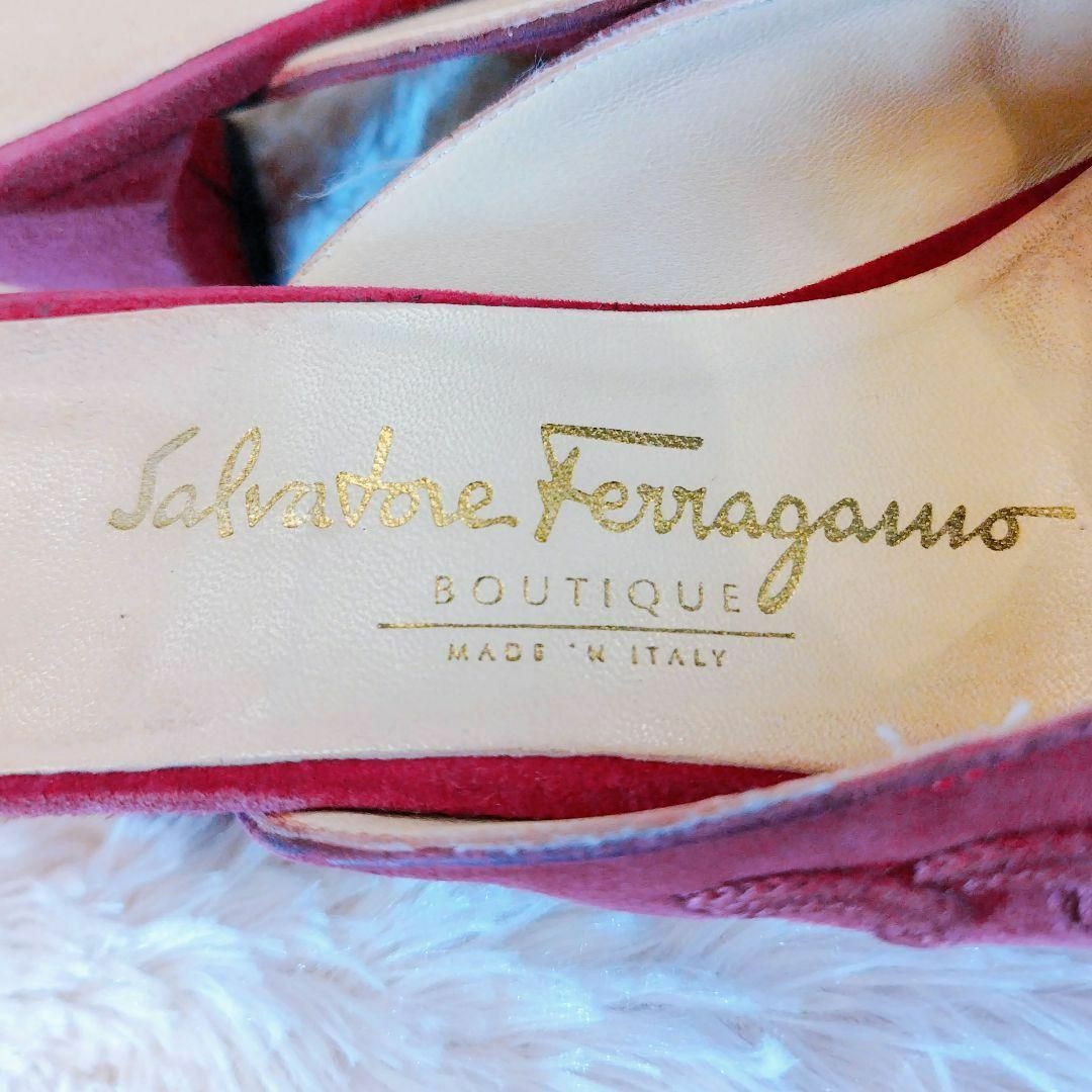 Salvatore Ferragamo(サルヴァトーレフェラガモ)のSalvatore Ferragamo／フェラガモ／3ハーフ／刺繍ミュール レディースの靴/シューズ(ミュール)の商品写真