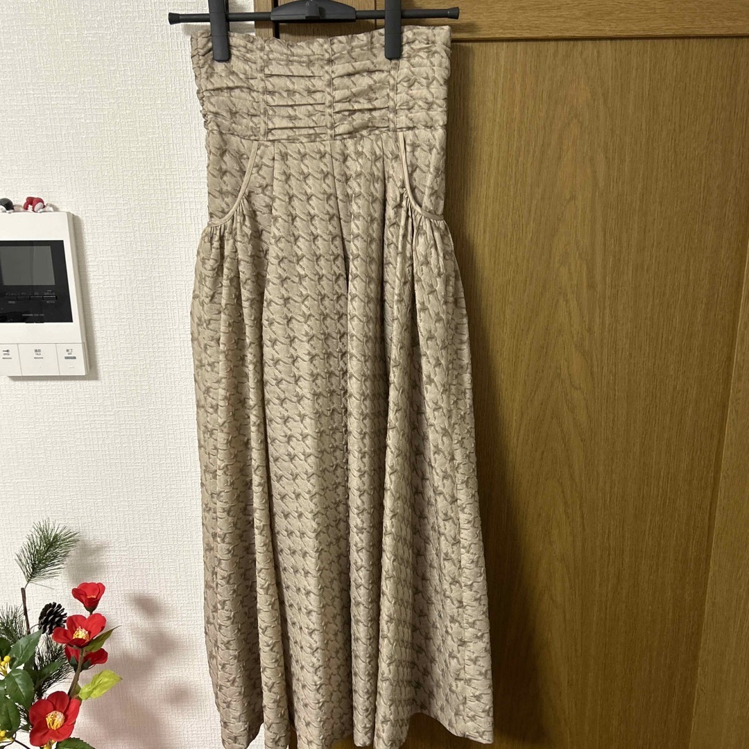 Lily Brown(リリーブラウン)のフレアスカート レディースのスカート(ロングスカート)の商品写真