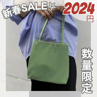 新春SALE‼️サテン カラー バッグ ハンドバッグ ミニトート 緑 色物 綺麗(ハンドバッグ)