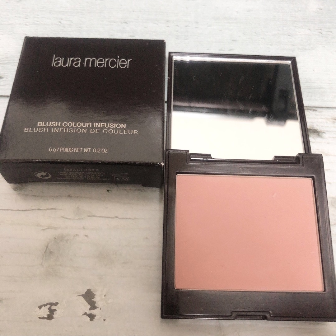 laura mercier(ローラメルシエ)のLAURA MERCIER ブラッシュカラーインフュージョン #06 チャイ 6 コスメ/美容のベースメイク/化粧品(チーク)の商品写真