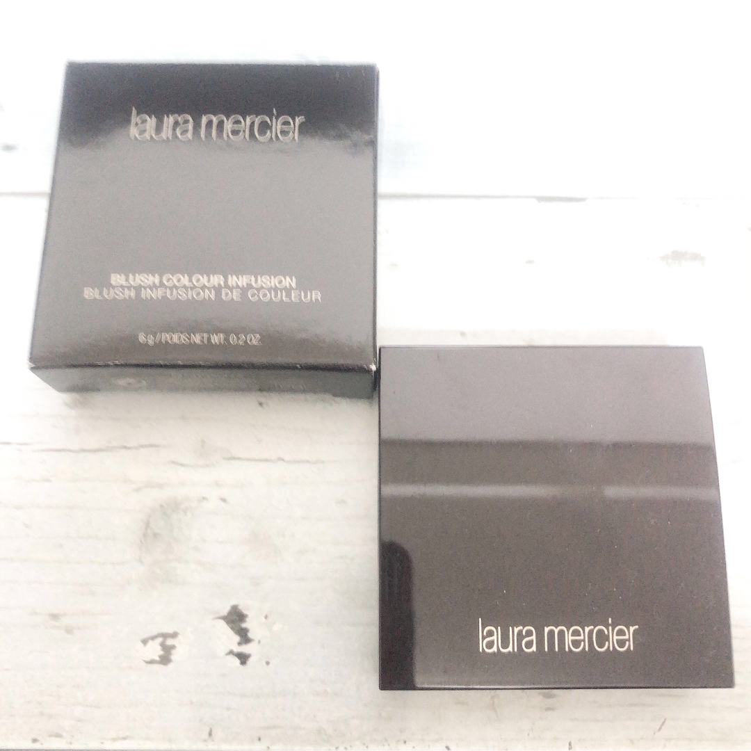 laura mercier(ローラメルシエ)のLAURA MERCIER ブラッシュカラーインフュージョン #06 チャイ 6 コスメ/美容のベースメイク/化粧品(チーク)の商品写真