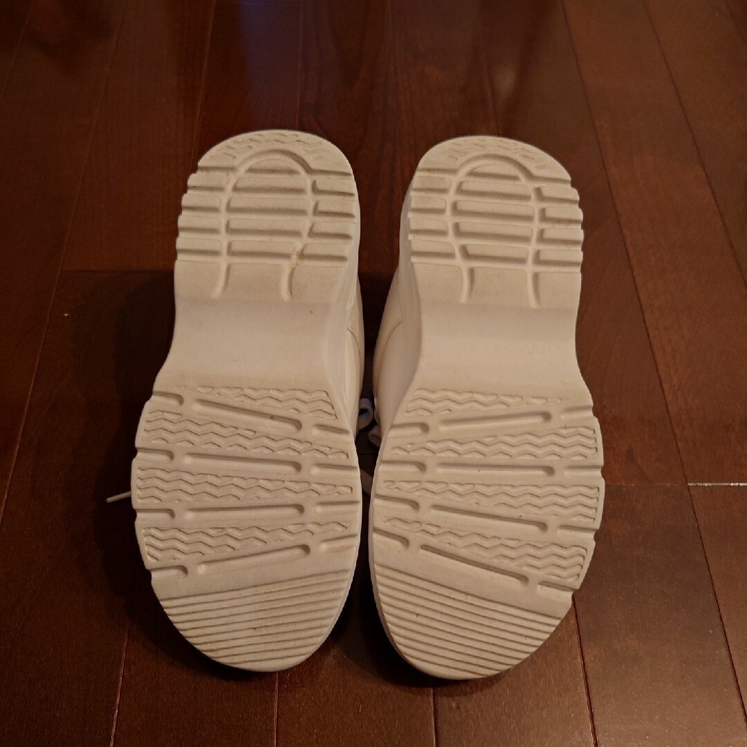 GU(ジーユー)のGU白スニーカー、Ｓサイズ レディースの靴/シューズ(スニーカー)の商品写真