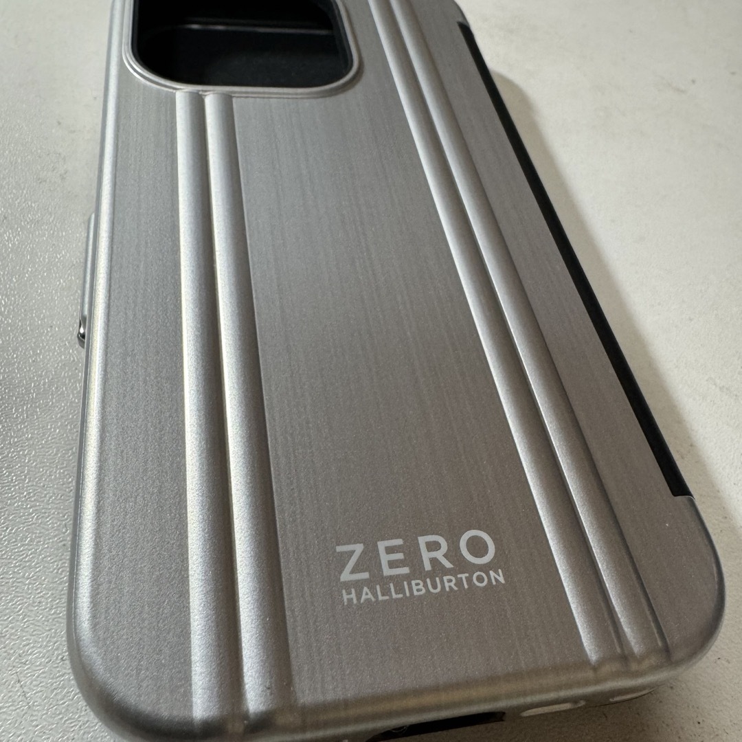 ZERO HALLIBURTON - ゼロハリバートン iPhone15pro ケース