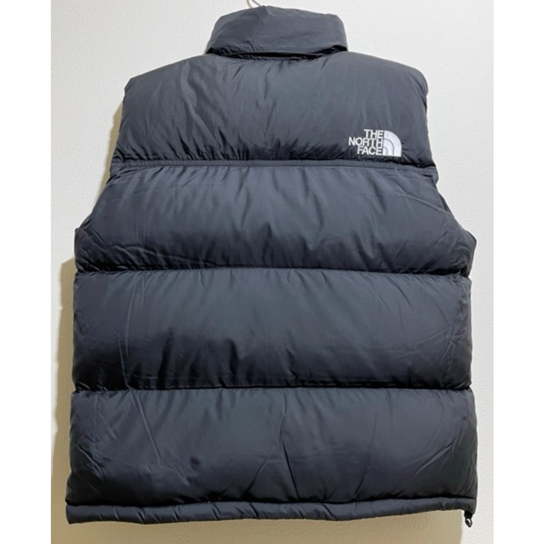 THE NORTH FACE(ザノースフェイス)のTHE NORTH FACE（ノースフェイス） ND92338  Nuptse Vest ヌプシ　ダウンベスト【A31210-007】 メンズのジャケット/アウター(ダウンベスト)の商品写真