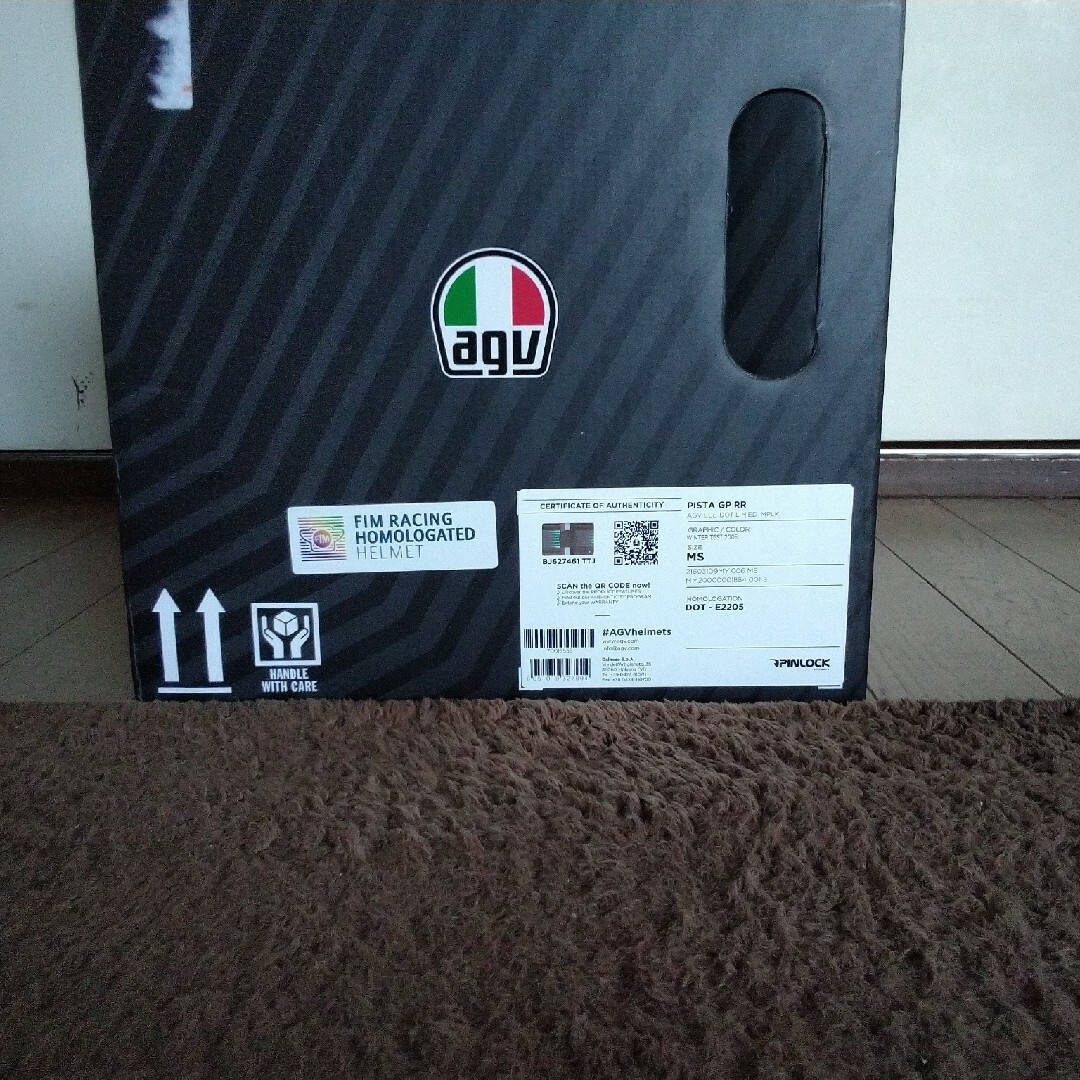 AGV(エージーブイ)のAGV PISTA GP RR(個人輸入品) 自動車/バイクのバイク(ヘルメット/シールド)の商品写真