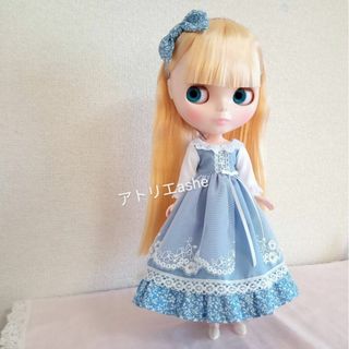 ハンドメイド「クラシカルなワンピース リボン付き」ネオブライス・リカちゃんの服(人形)