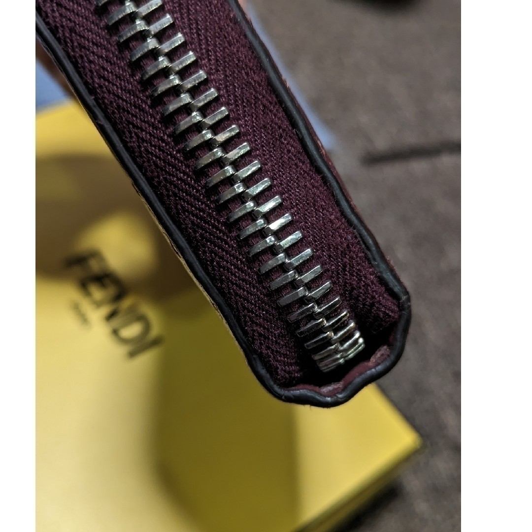 FENDI(フェンディ)のFENDI○フェンディ　セレリア　ピーカーブー　イタリア製　美品高級10万円 レディースのファッション小物(財布)の商品写真
