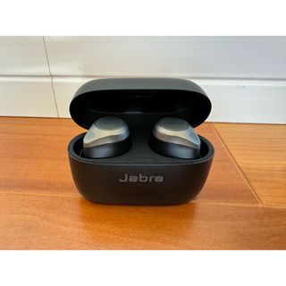 JABRA 完全ワイヤレスイヤホン Elite 85t/TITANIUM BLA(ヘッドフォン/イヤフォン)