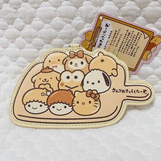 サンリオ(サンリオ)のサンリオキャラクターズ　ちぎりパンシリーズ　パスケースポーチ　レア(パスケース/IDカードホルダー)