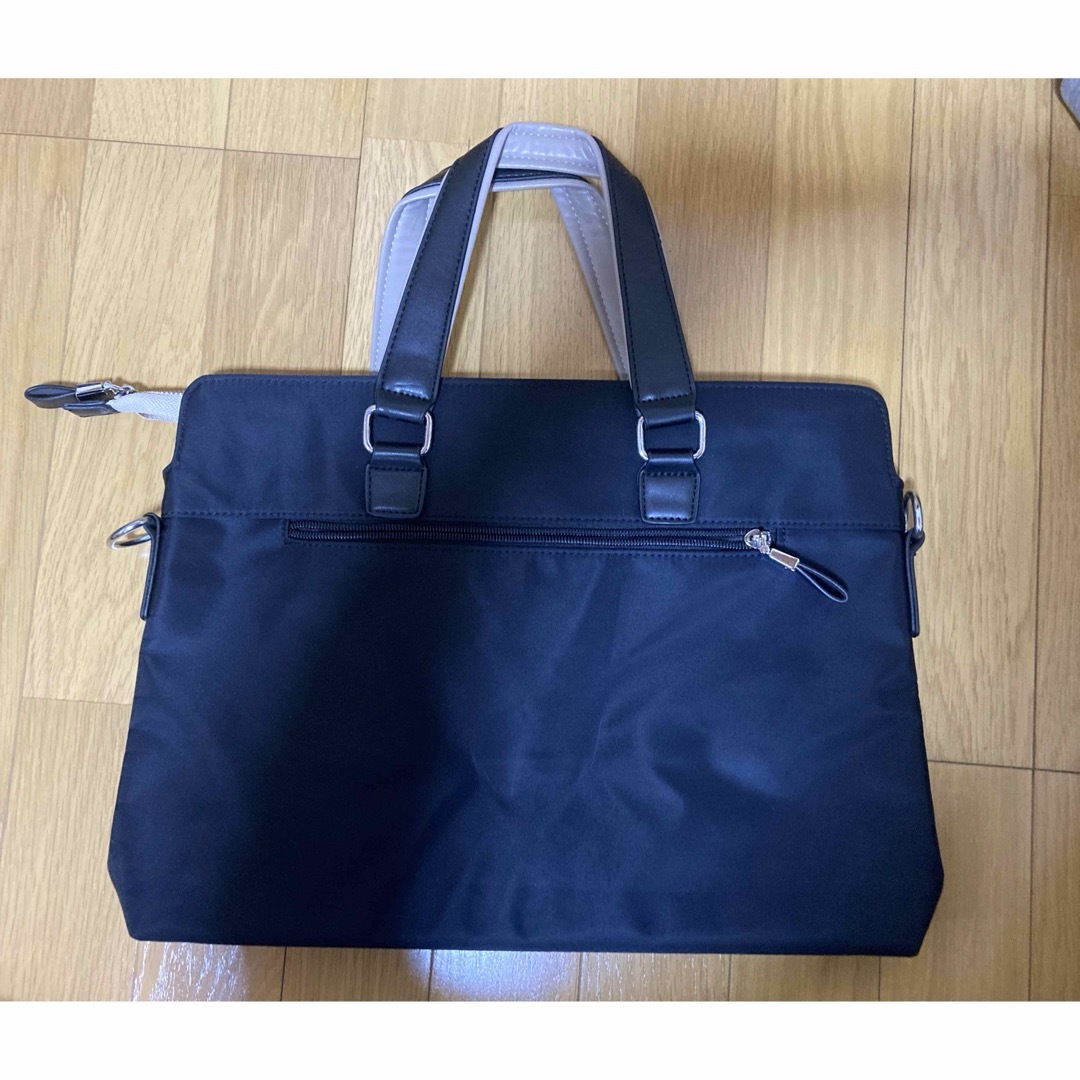  tmoos メンズバッグ  ビジネスバッグ　イタリア製　ナイロン メンズのバッグ(ビジネスバッグ)の商品写真