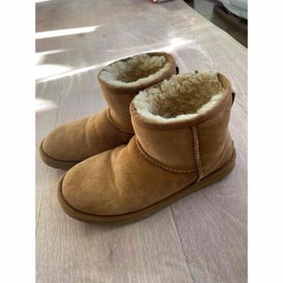 UGG   ムートン　23cm  中古品　チェストナット(ブーツ)