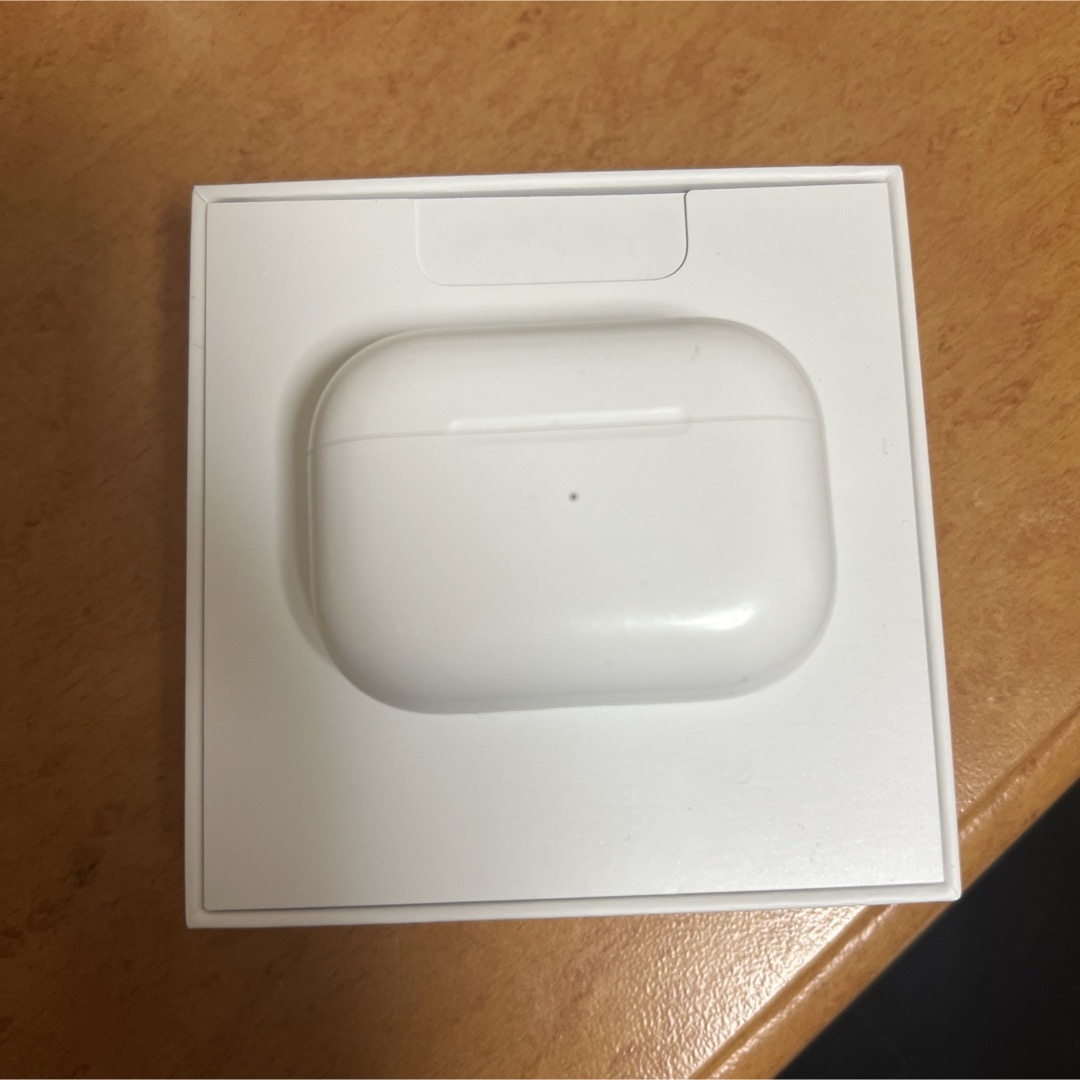 Apple Airpods  Pro 第２世代　充電ケース　lightningオーディオ機器