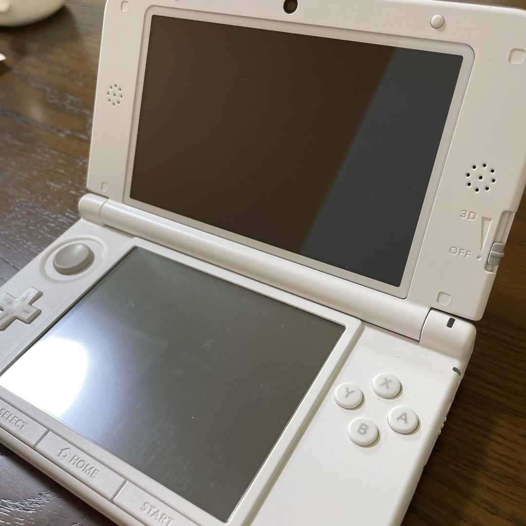 Nintendo 3DS ホワイト 本体 充電器付き ばらまか