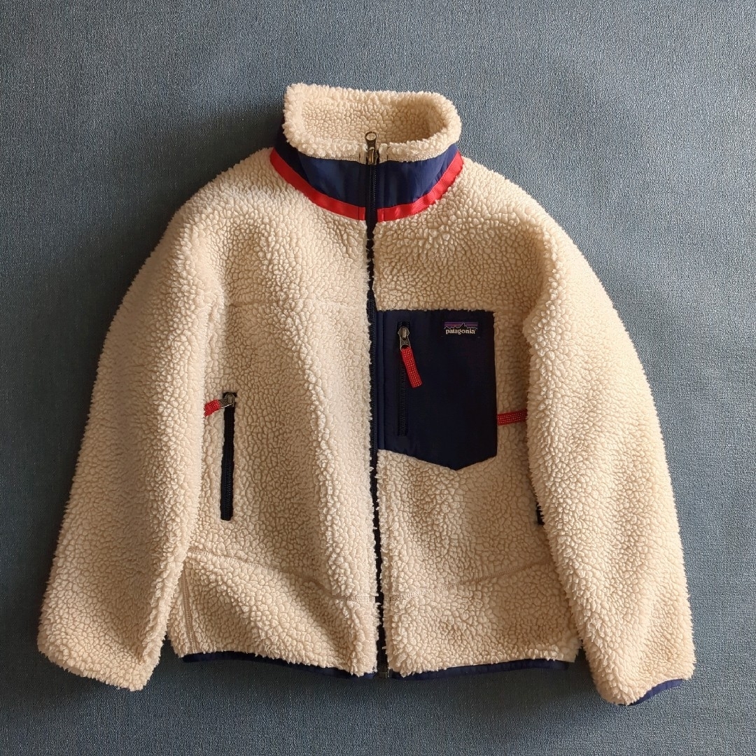 patagonia(パタゴニア)のパタゴニア　キッズ　レトロX　S キッズ/ベビー/マタニティのキッズ服男の子用(90cm~)(ジャケット/上着)の商品写真