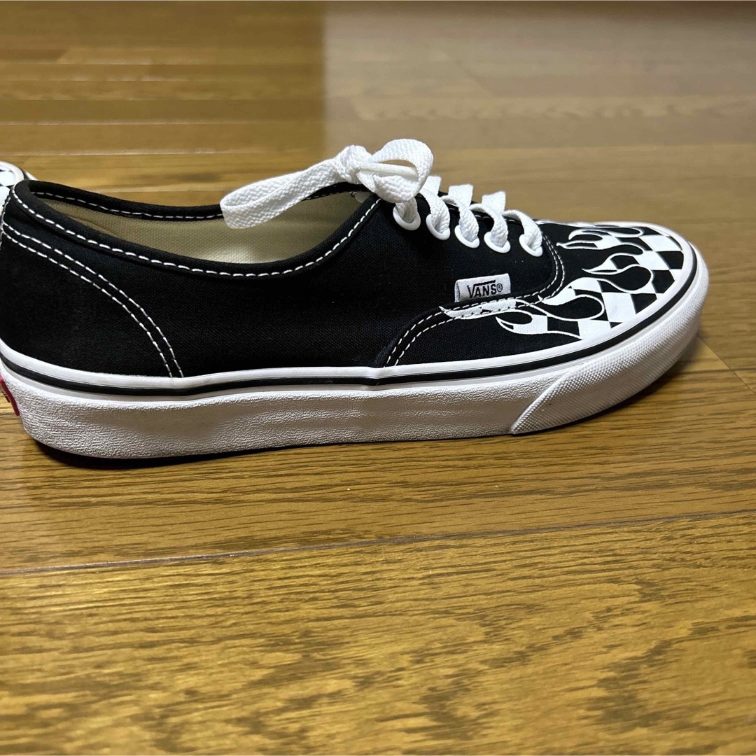 VANS(ヴァンズ)のVans Authentic Checker Flame メンズの靴/シューズ(スニーカー)の商品写真