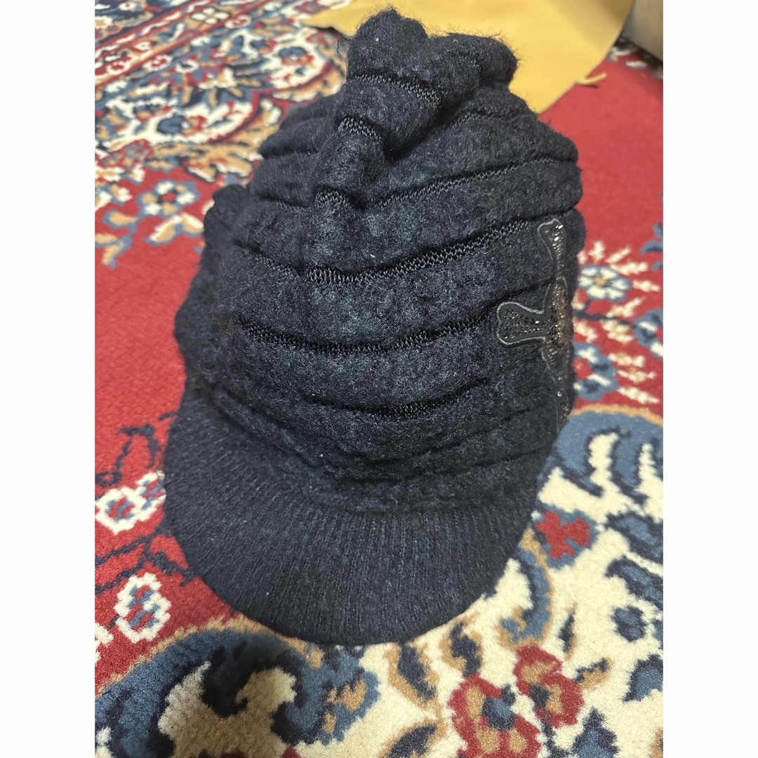 Roen(ロエン)のロエン　スワロフスキーキャスケット　キャップ メンズの帽子(キャップ)の商品写真