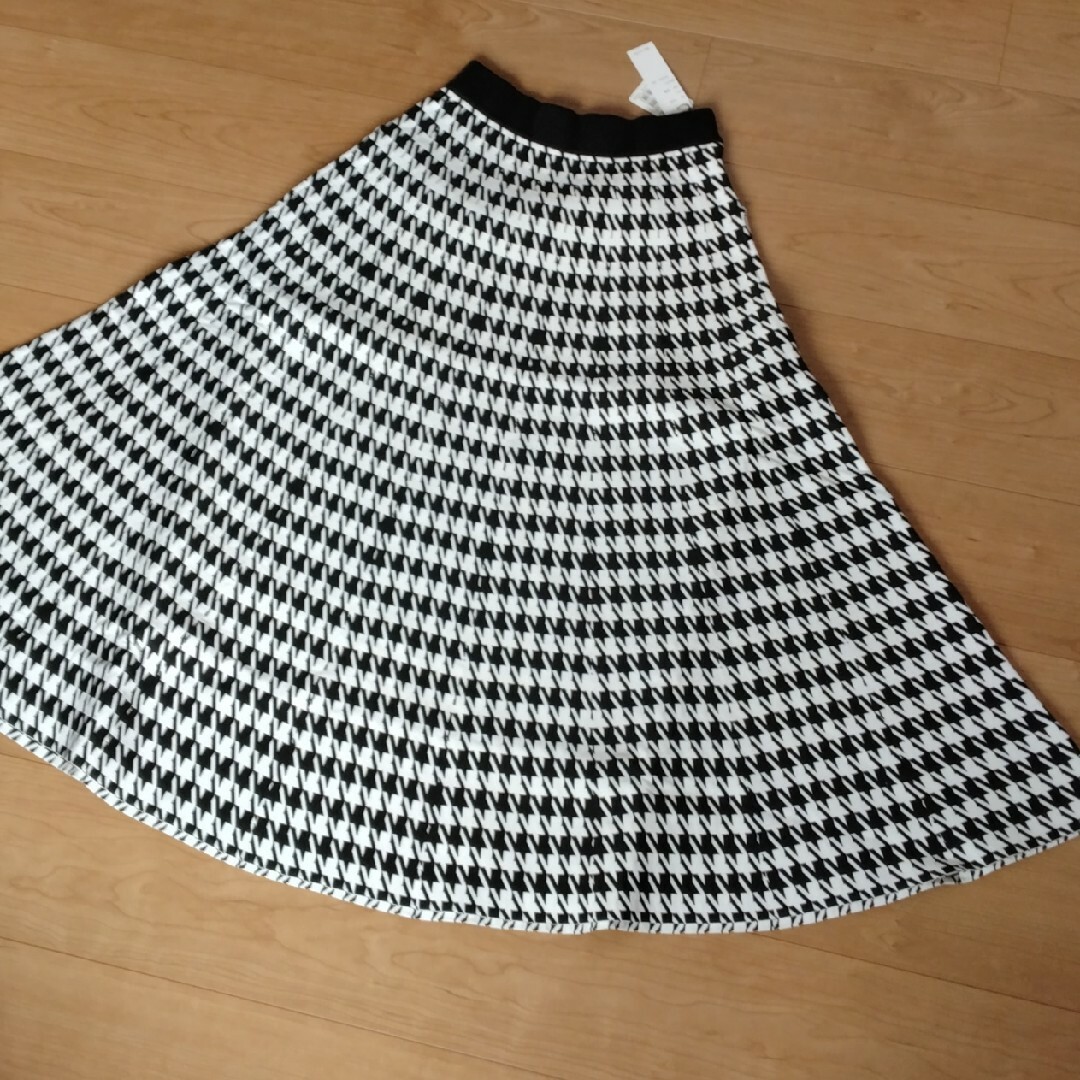 SCOT CLUB(スコットクラブ)のFENNEL ロングスカート　新品未使用 レディースのスカート(ロングスカート)の商品写真