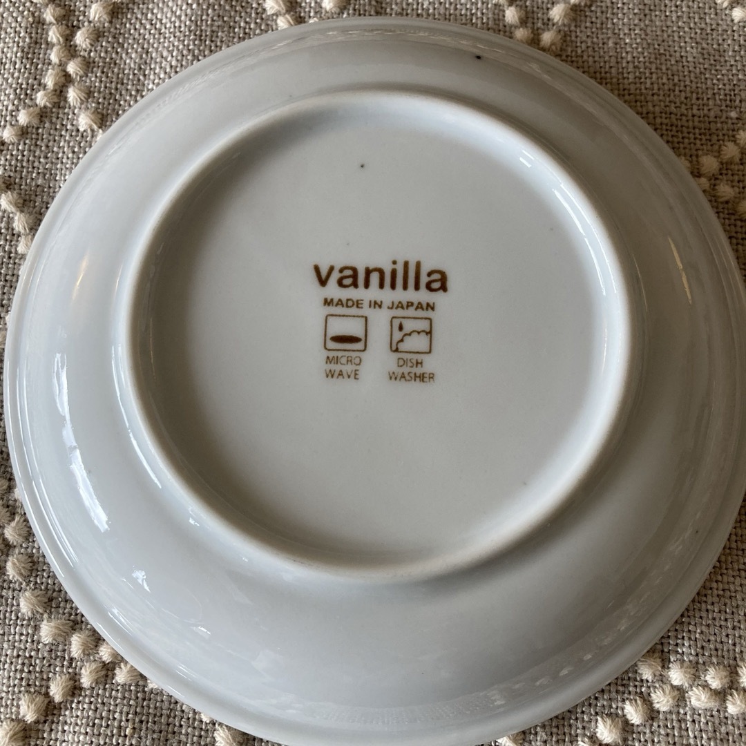 vanilla プレート16.5センチ インテリア/住まい/日用品のキッチン/食器(食器)の商品写真