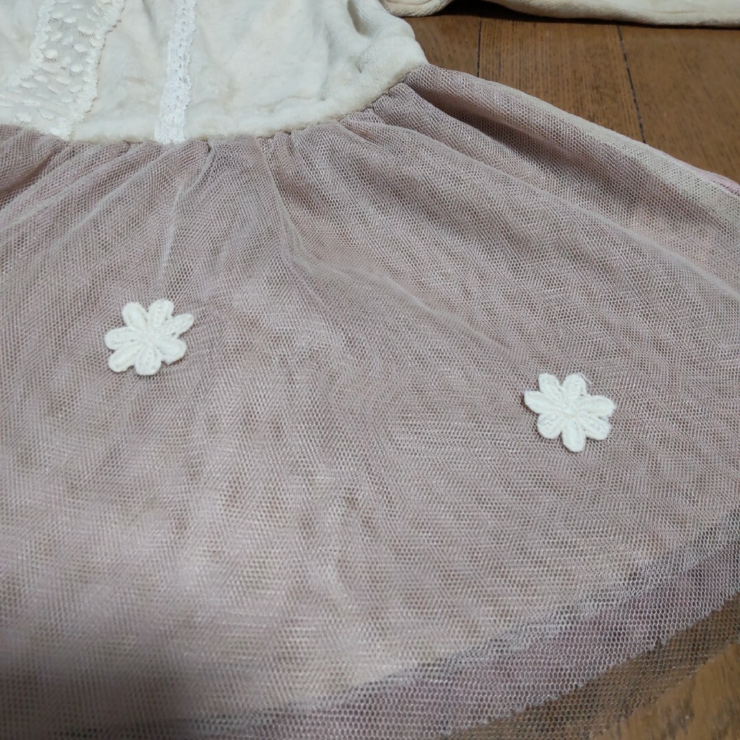 スーリー  お花チュールワンピース95 キッズ/ベビー/マタニティのキッズ服女の子用(90cm~)(ワンピース)の商品写真