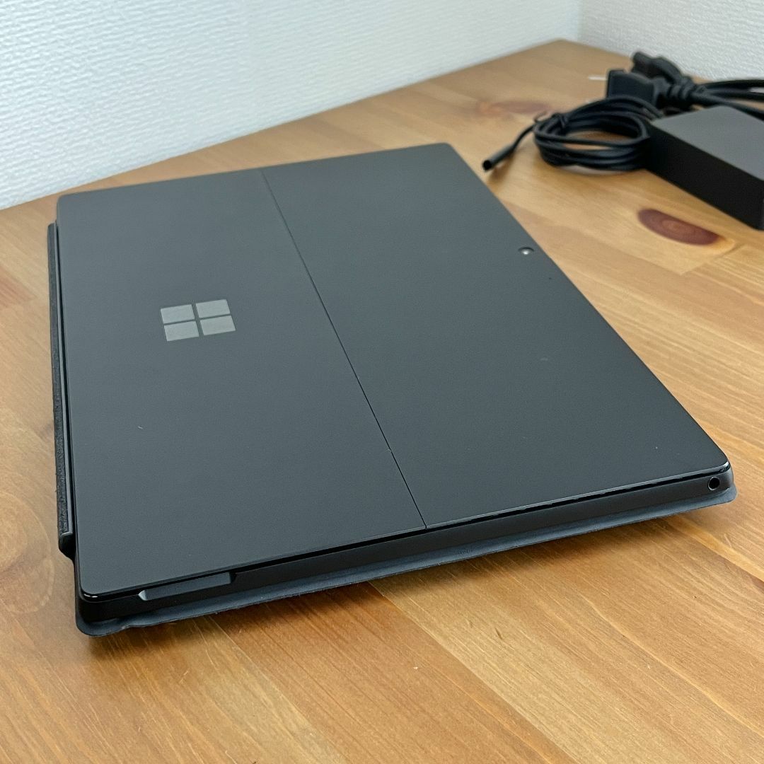 Microsoft(マイクロソフト)のSurface Pro 7 i5-3.7GHz/256GB/8GB スマホ/家電/カメラのPC/タブレット(ノートPC)の商品写真