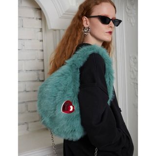 パメオポーズ(PAMEO POSE)のpameo pose META HEART FUR BAG パメオポーズ(ショルダーバッグ)