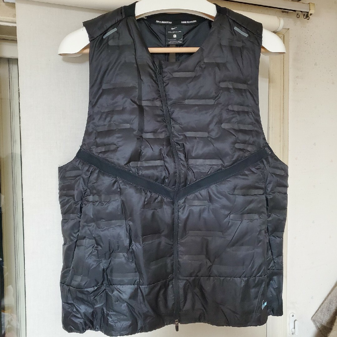 NIKE(ナイキ)の【最終価格】NIKE AEROLOFT RUNNING VEST メンズのジャケット/アウター(ダウンベスト)の商品写真