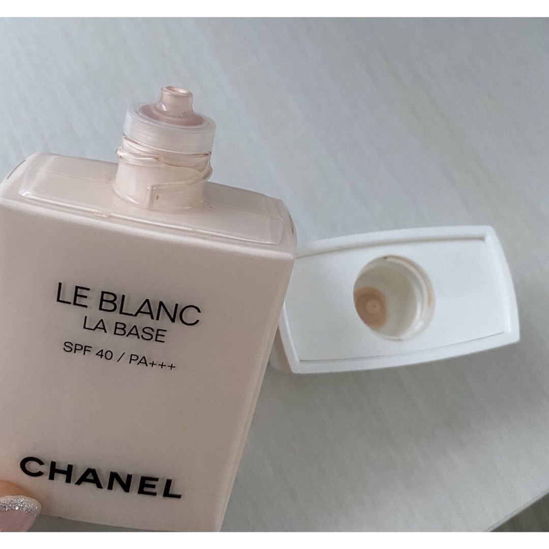 CHANEL(シャネル)のCHANEL ル　ブラン　ラ　バーズ　【ロゼ】 コスメ/美容のベースメイク/化粧品(化粧下地)の商品写真