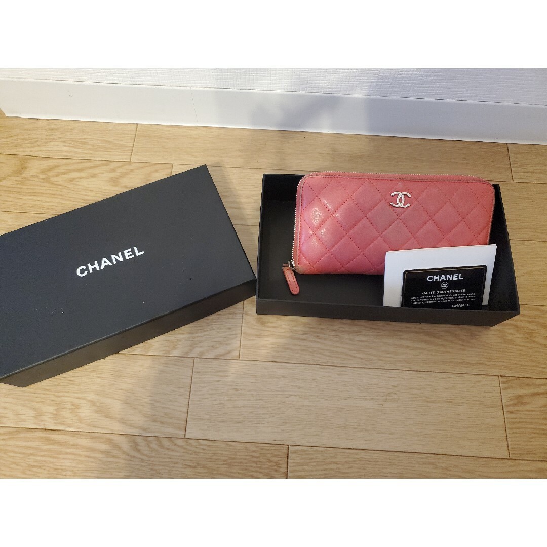 CHANEL(シャネル)のCHANEL 長財布 レディースのファッション小物(財布)の商品写真