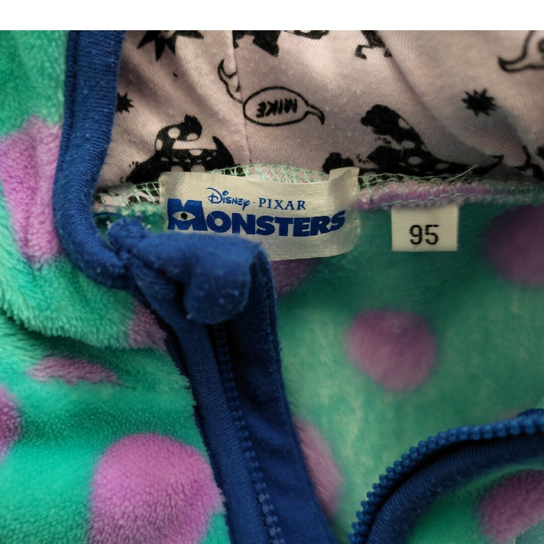 Disney(ディズニー)のディズニー　モンスターズインク　フリースパーカー　95サイズ キッズ/ベビー/マタニティのキッズ服男の子用(90cm~)(ジャケット/上着)の商品写真