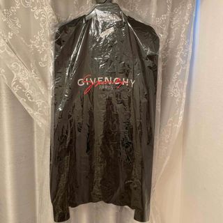 ジバンシィ(GIVENCHY)のGIVENCHY BM90B1404X ニット　ブラック　レッド　Sサイズ(ニット/セーター)