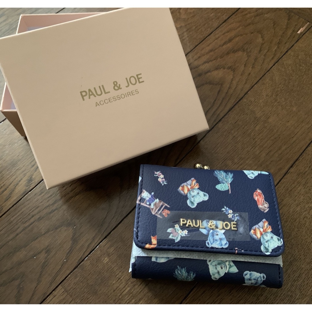 PAUL & JOE(ポールアンドジョー)の新品☆ポール&ジョー　三つ折り財布　ベアー　ネイビー　くま柄 レディースのファッション小物(財布)の商品写真