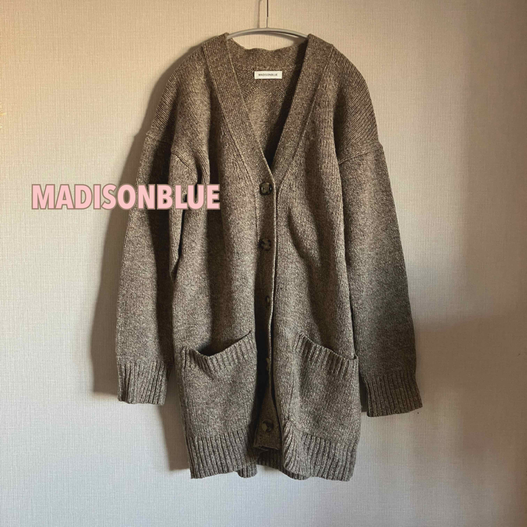 MADISONBLUE(マディソンブルー)のMADISONBLUE ニットカーディガン レディースのトップス(カーディガン)の商品写真