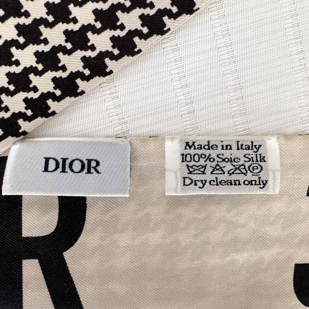 Christian Dior(クリスチャンディオール)のDIOR ディオール　チェック　ロゴ入り　ミッツァ　スカーフ　バンドー　極美品 レディースのファッション小物(バンダナ/スカーフ)の商品写真