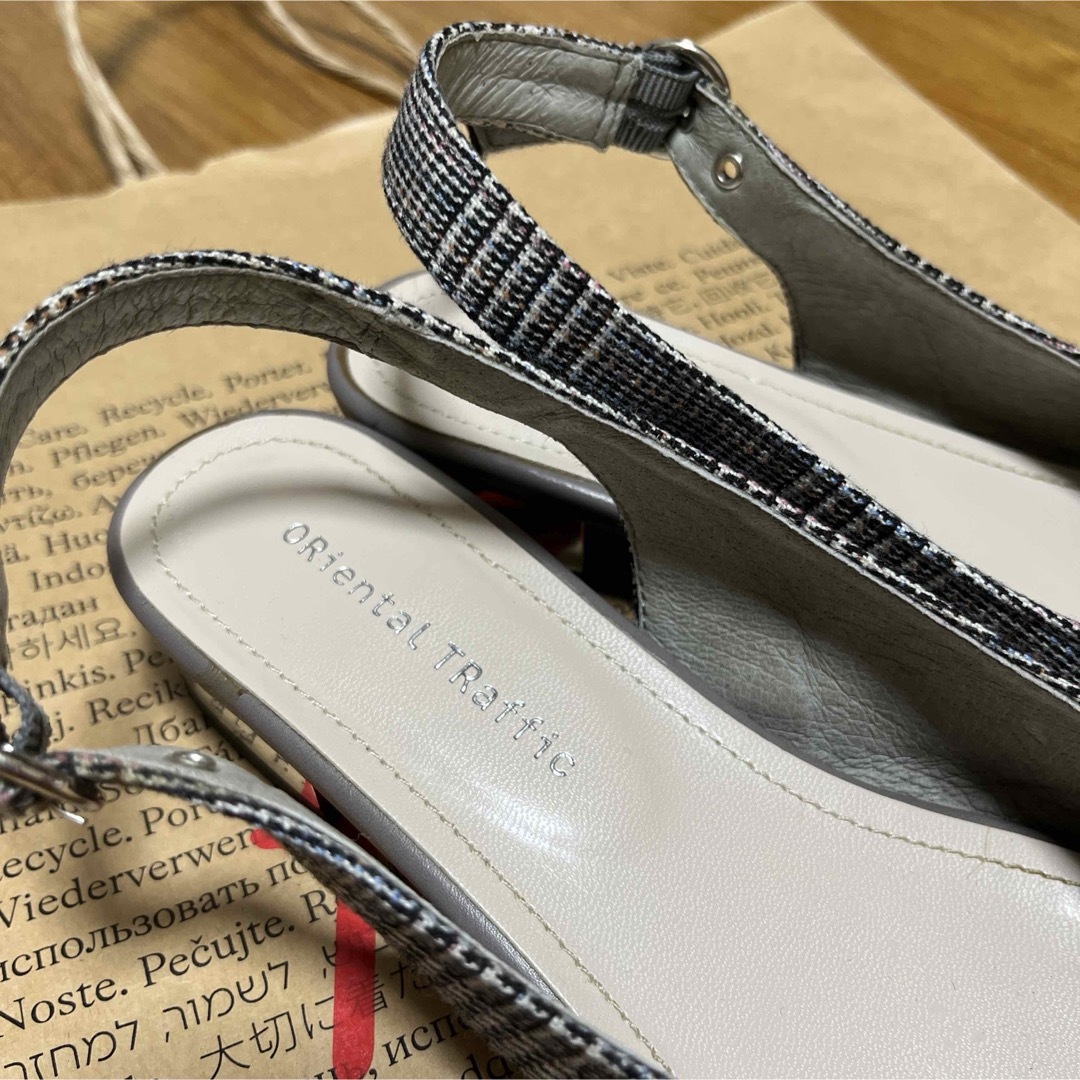 ORiental TRaffic(オリエンタルトラフィック)のバックストラップフラットパンプス レディースの靴/シューズ(ハイヒール/パンプス)の商品写真