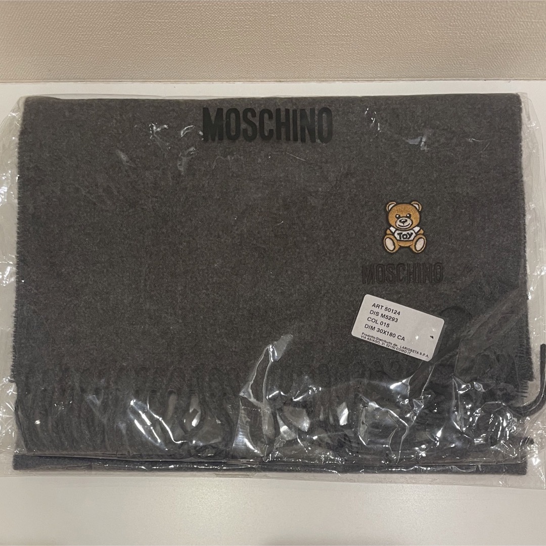 MOSCHINO(モスキーノ)のMOSCHINO モスキーノ マフラー ダークグレー テディベア レディースのファッション小物(マフラー/ショール)の商品写真